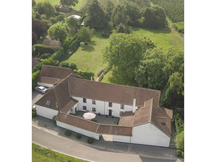 Vakantiehuis in Alken (Limburg) voor 18 personen met 8 slaapkamers.