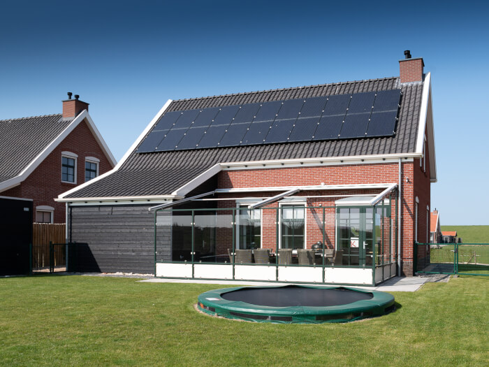 Vakantiehuis in Colijnsplaat (Zeeland) voor 20 personen met 10 slaapkamers.