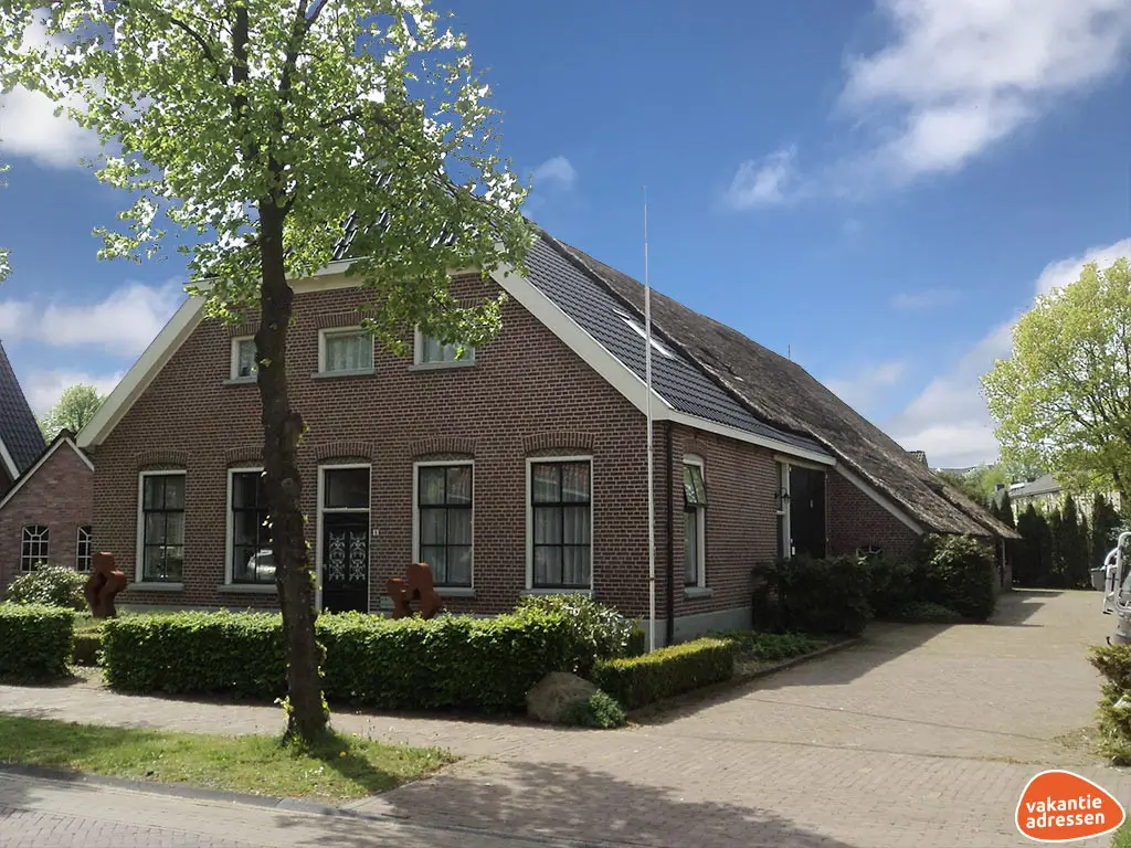 Vakantiehuis in Diever (Drenthe) voor 15 personen met 7 slaapkamers.