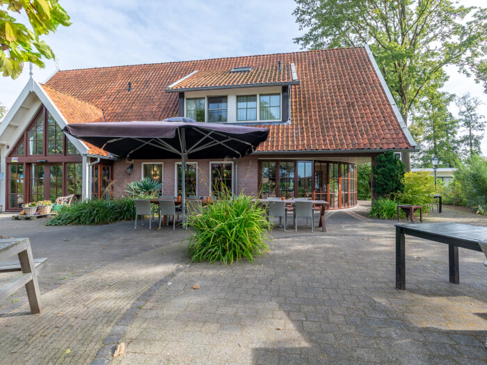 Vakantiehuis in Eibergen (Gelderland) voor 50 personen met 22 slaapkamers.