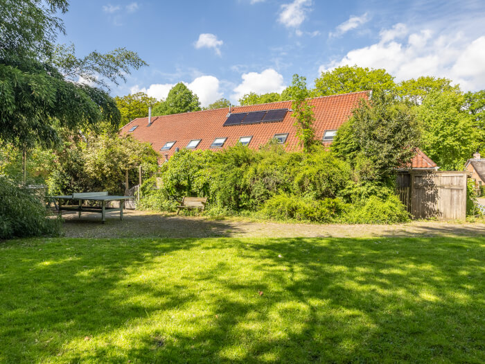 Vakantiehuis in Diever (Drenthe) voor 42 personen met 19 slaapkamers.