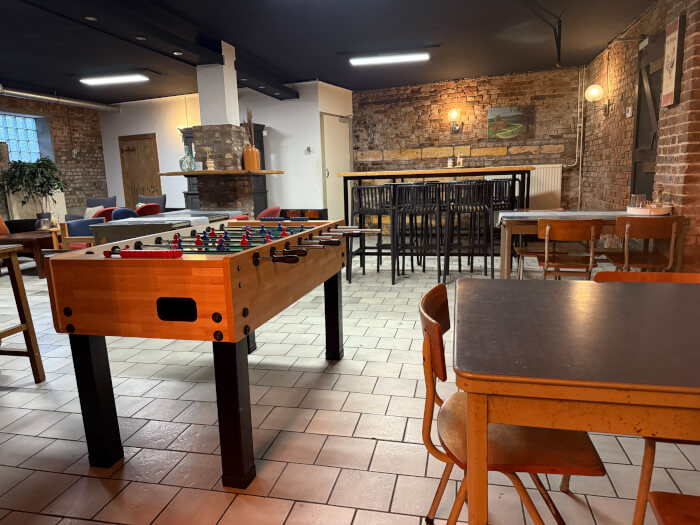Vakantiehuis in Schin op Geul (Limburg) voor 20 personen met 6 slaapkamers.