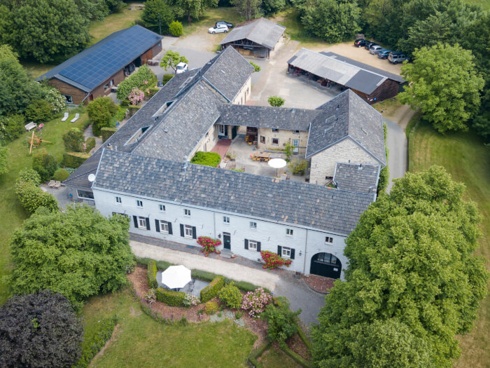 Vakantiehuis in Bocholtz (Limburg) voor 75 personen met 34 slaapkamers.