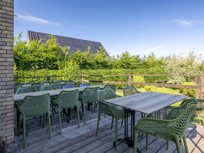 Vakantiehuis in Scherpenzeel (Friesland) voor 36 personen met 18 slaapkamers.