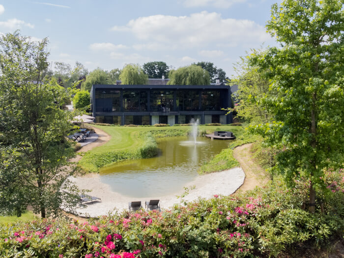 Vakantiehuis in Budel (Noord-Brabant) voor 10 personen met 5 slaapkamers.