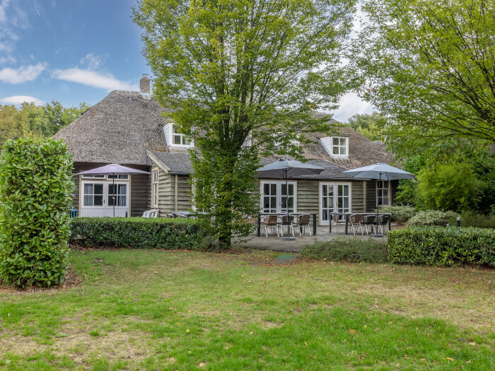 Vakantiehuis in Loon op Zand (Noord-Brabant) voor 20 personen met 8 slaapkamers.